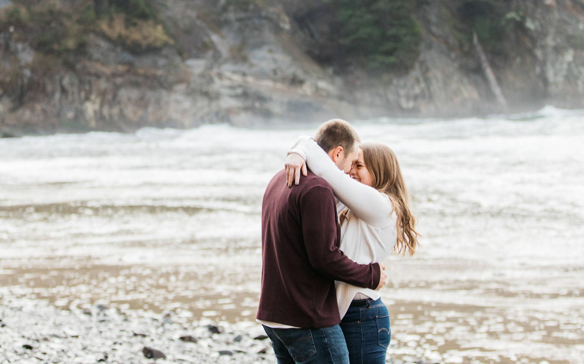 The Wedding Website of Lindsay Hatch and Bradley Johnston