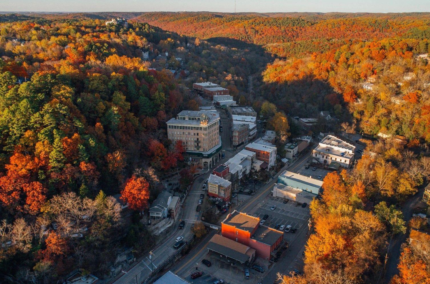 The Wedding Website of Taylor Lynn Clark and Samuel Reagen Long