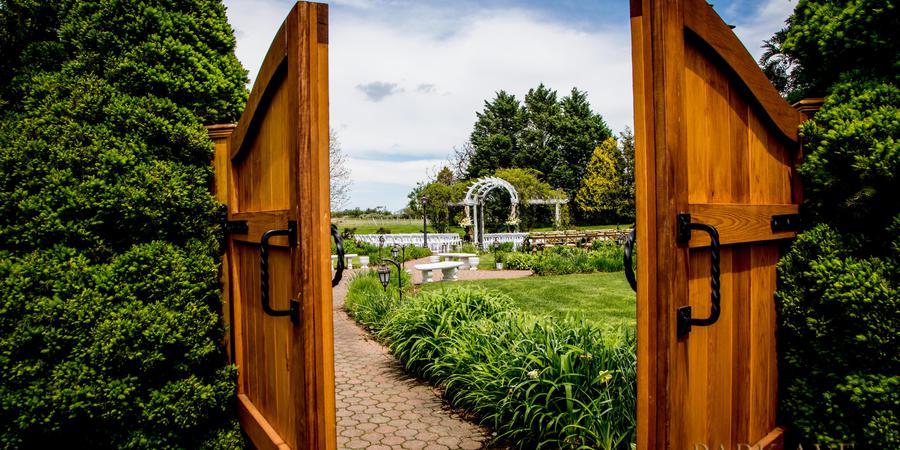 The Wedding Website of Kelly Esteves and Tyler Maciaszek