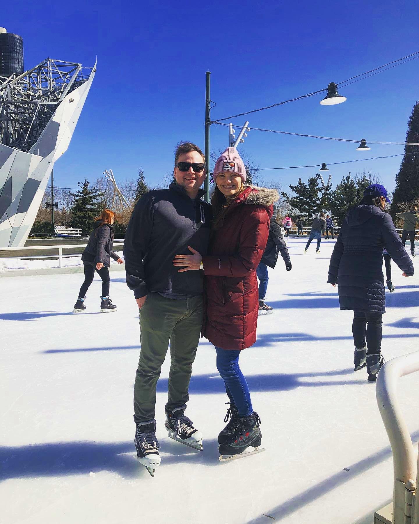 The Wedding Website of Julia Less and Mark Lopez