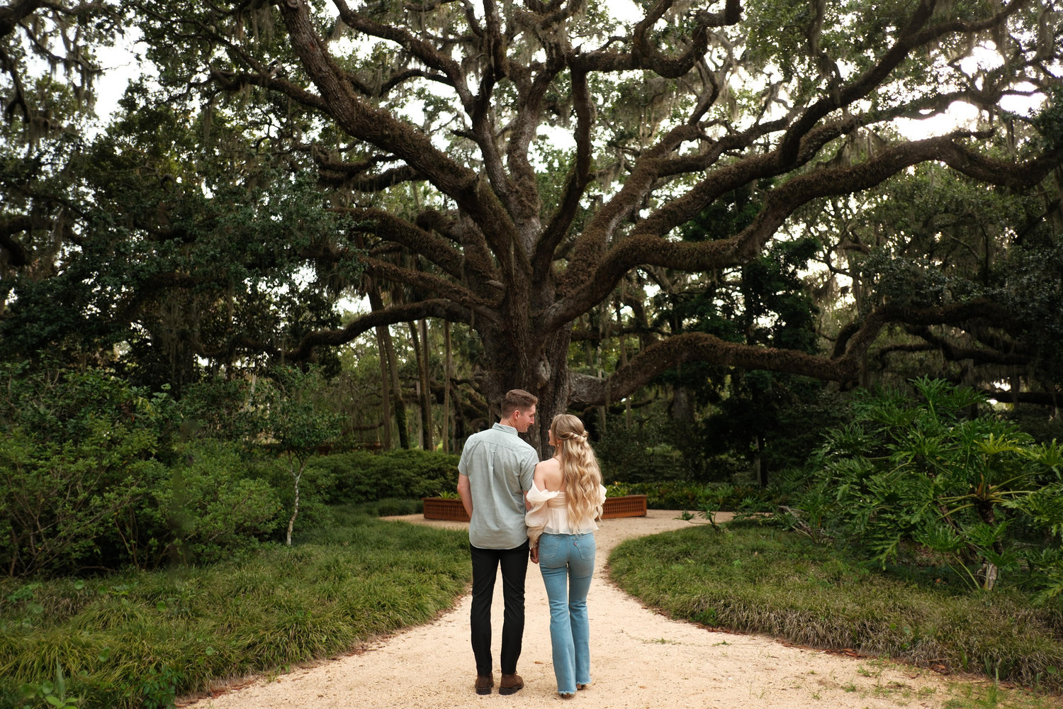 The Wedding Website of Juliana White and Ryan Cronauer