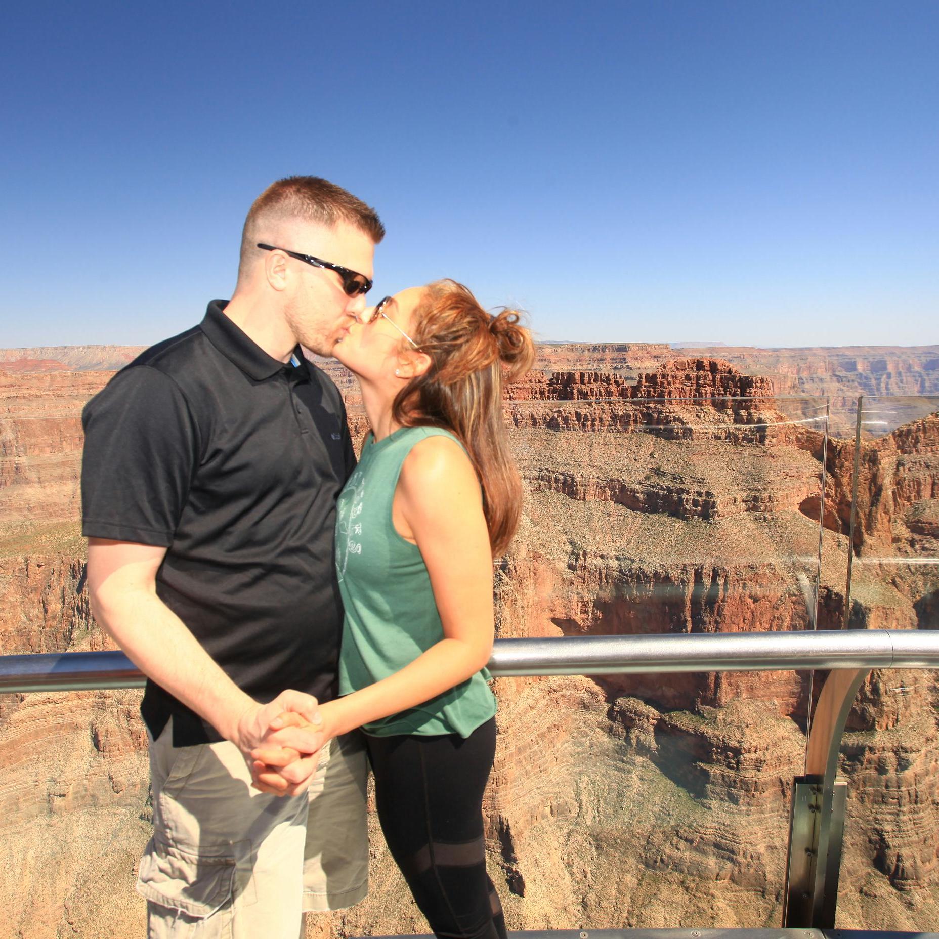 1st trip to AZ to meet the fam and see the Grand Canyon.