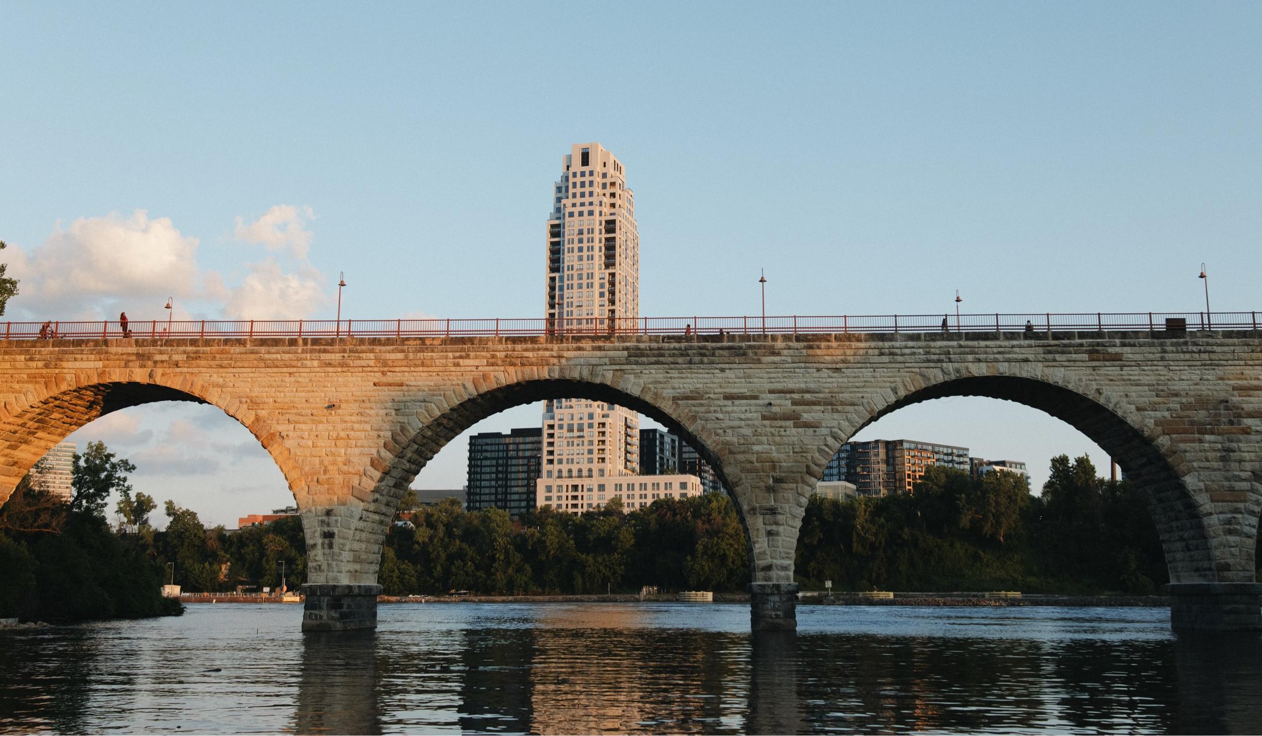 The Wedding Website of Sarah Nielsen and CJ Hinueber