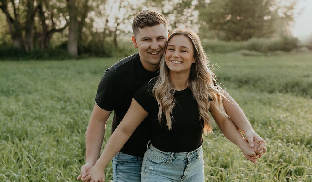 The Wedding Website of Lillian Givens and Jonathan Olson