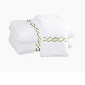 Classic Chain Bath Collection - Hand Towels in Spring Green