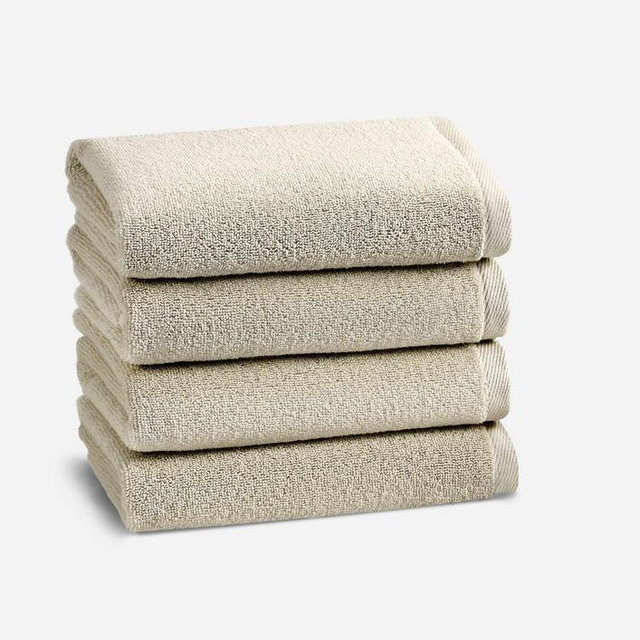 Plush 4-Piece Bath Towel Bundle