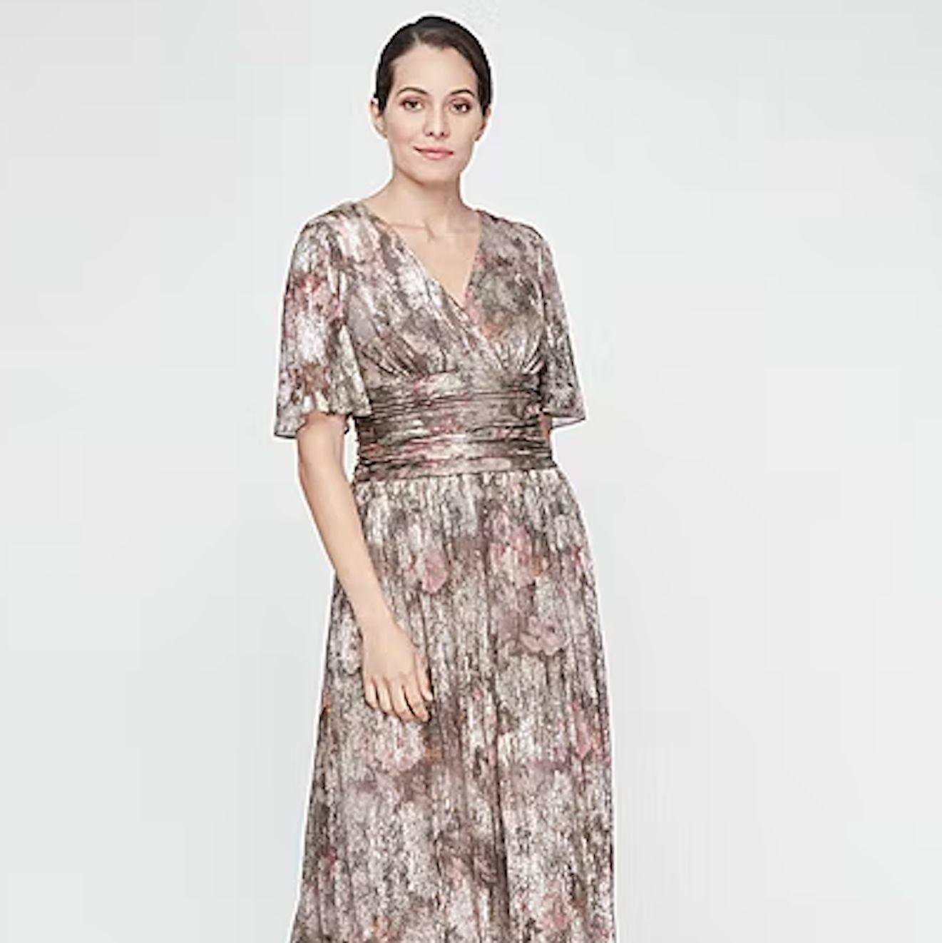 https://www.jcpenney.com/p/s-l-fashions-womens-short-sleeve-floral-evening-gown/ppr5008509347?pTmplType=regular&geoZip=38671