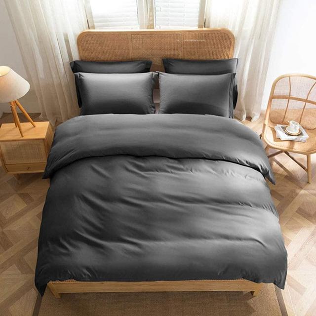 SONORO KATE Duvet Cover Set 5pcs - Protects and Covers Your Comforter/Duvet Insert, Luxury 100% Super Soft Microfiber Bedding,1 Piece Duvet Cover Set Includes 4 Pillowcases (Dark Grey, Queen)