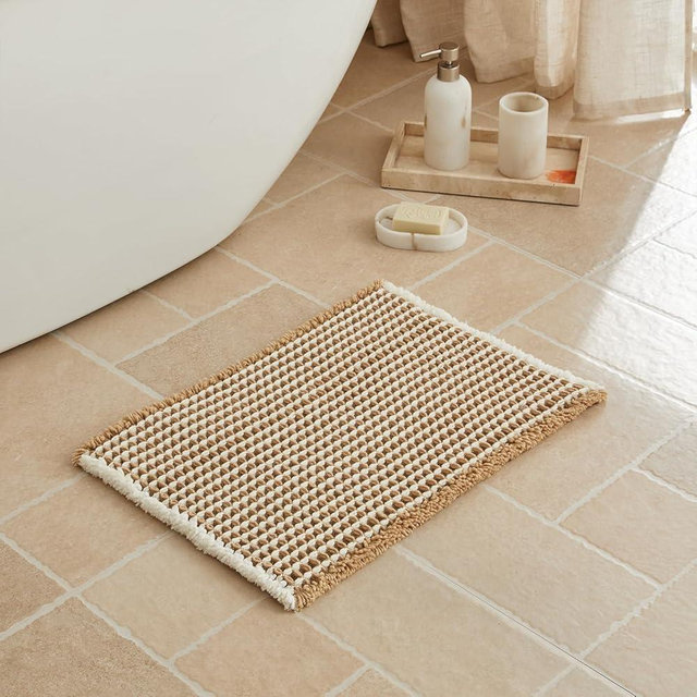 Triohero Waffle Bath Mat, Small Boho Bathroom Rugs Non Slip Washable, Ultra Soft Super Absorbent Quick Dry Farmhouse Bathroom Decor, 16" x 24", Khaki & White
