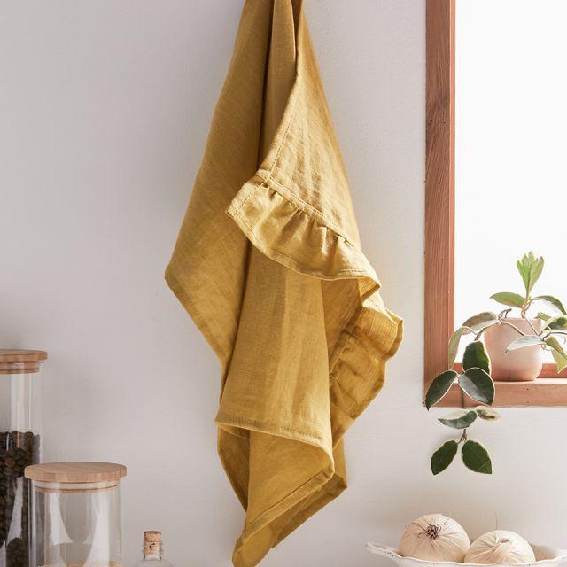 MagicLinen Ruffle Tea Towel