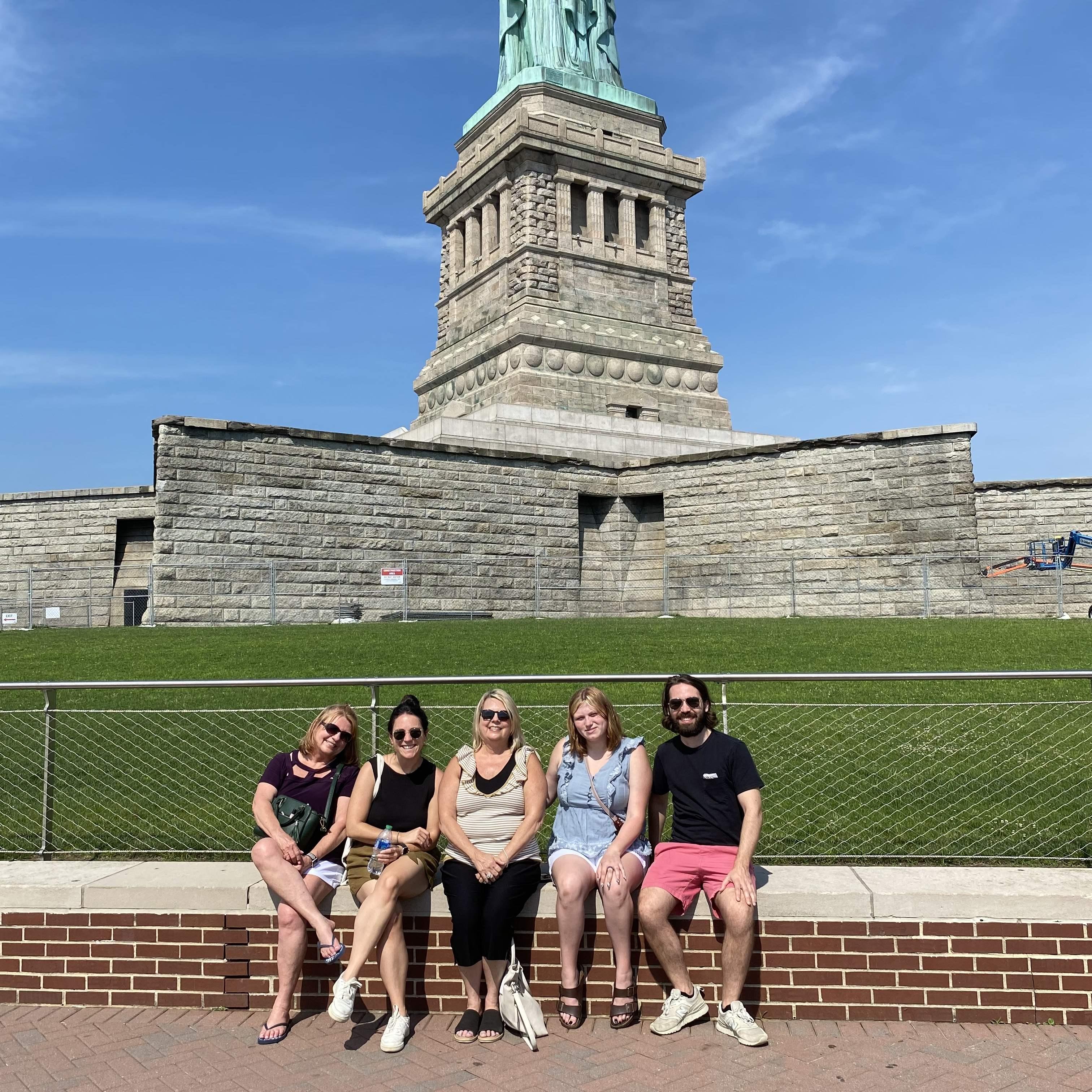 Pam, Aunt Teresa, & Haley come to NYC to visit - June 2021