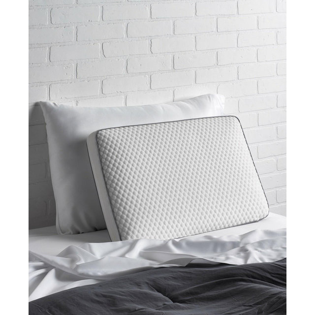 Super Cooling Gel Top Memory Foam Pillow - One Size