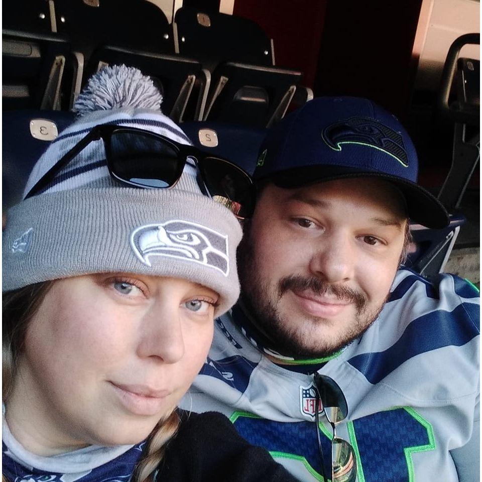 First Seahawks game together! Roadtrip down to Houston and the Seahawks WON!