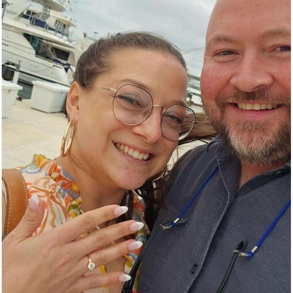 She said "Yes!" in the Florida Keys in January