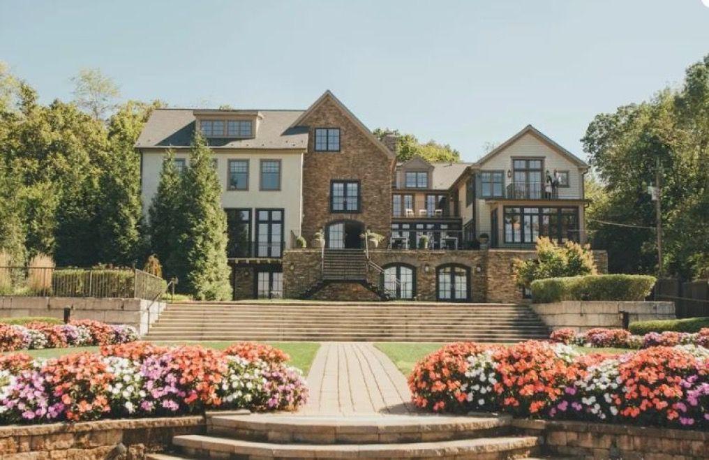 The Wedding Website of Katherine Clark and Tyler Pettigrew