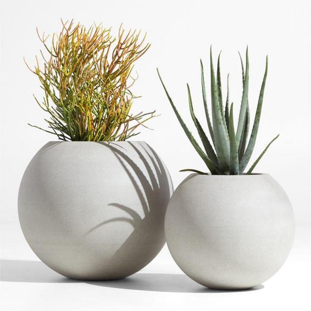 Sphere Small Light Grey Indoor/Outdoor Planter