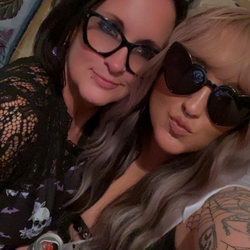 Bat-cherolette party 🦇