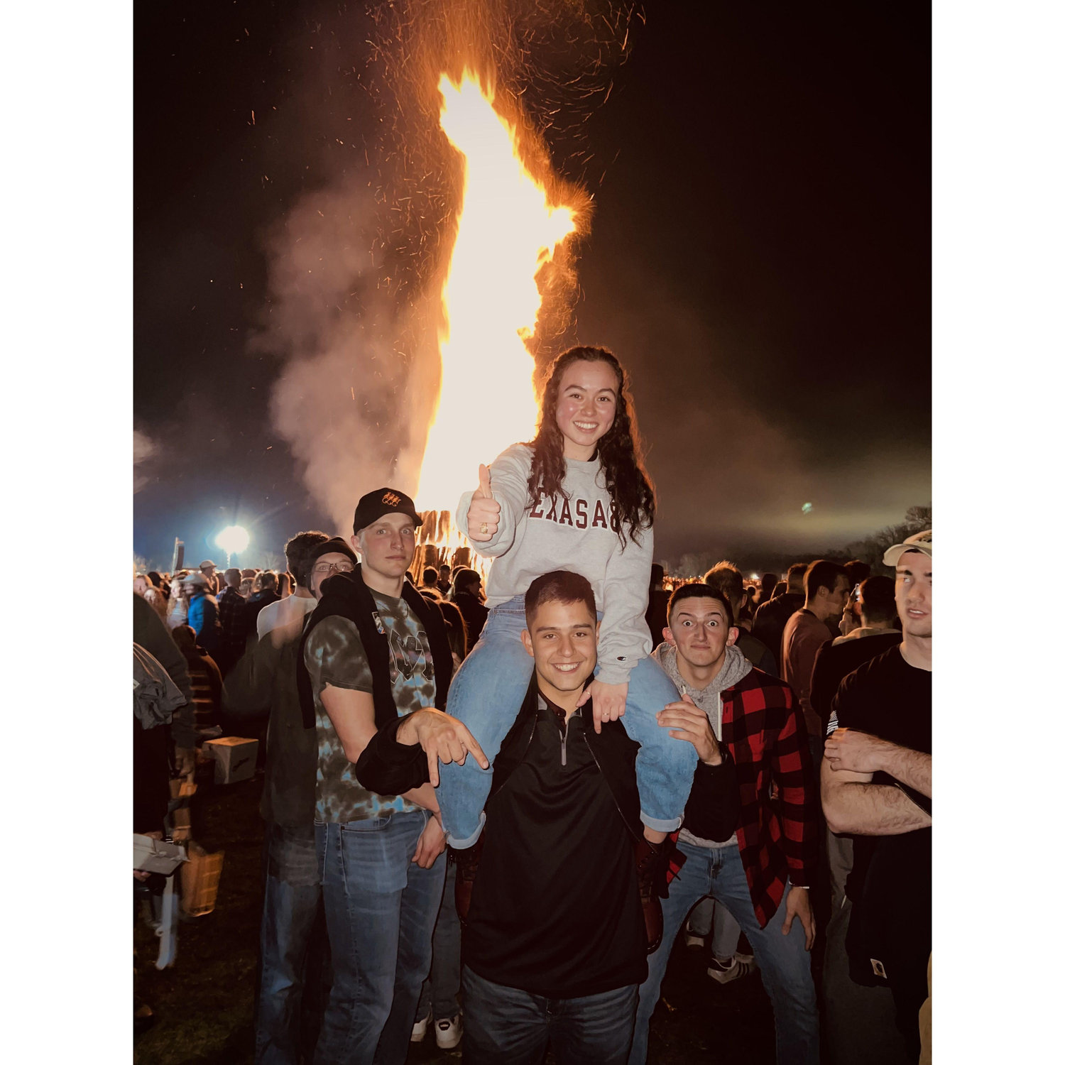 ‘23 Bonfire with Rene’s friends :D