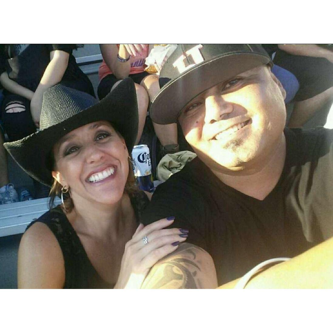 Country concert date....