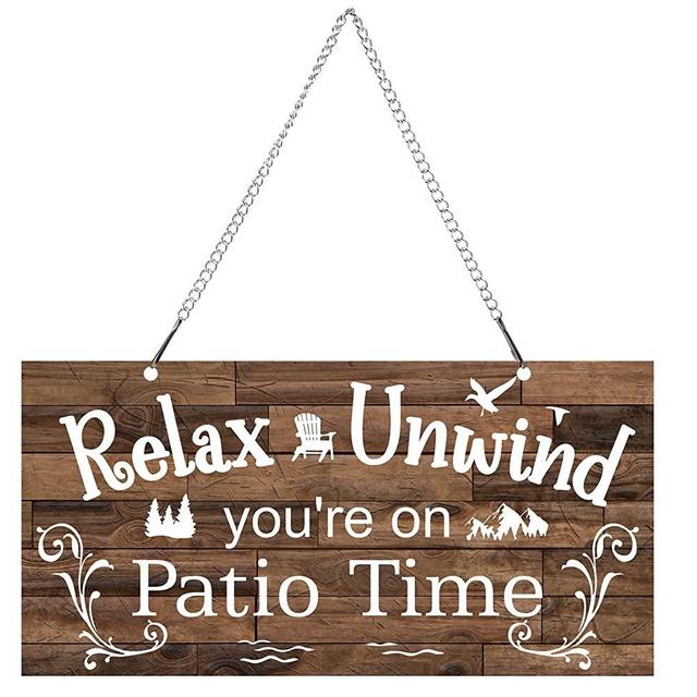 10 x 5 Inch Patio Wall Decor Hanging Wall Art Metal Plaque Signs Vintage Balcony Decor Retro Patio Accessories Relax Unwind You're on Patio Time with Chain for Home Pub (White Words with Brown Base)