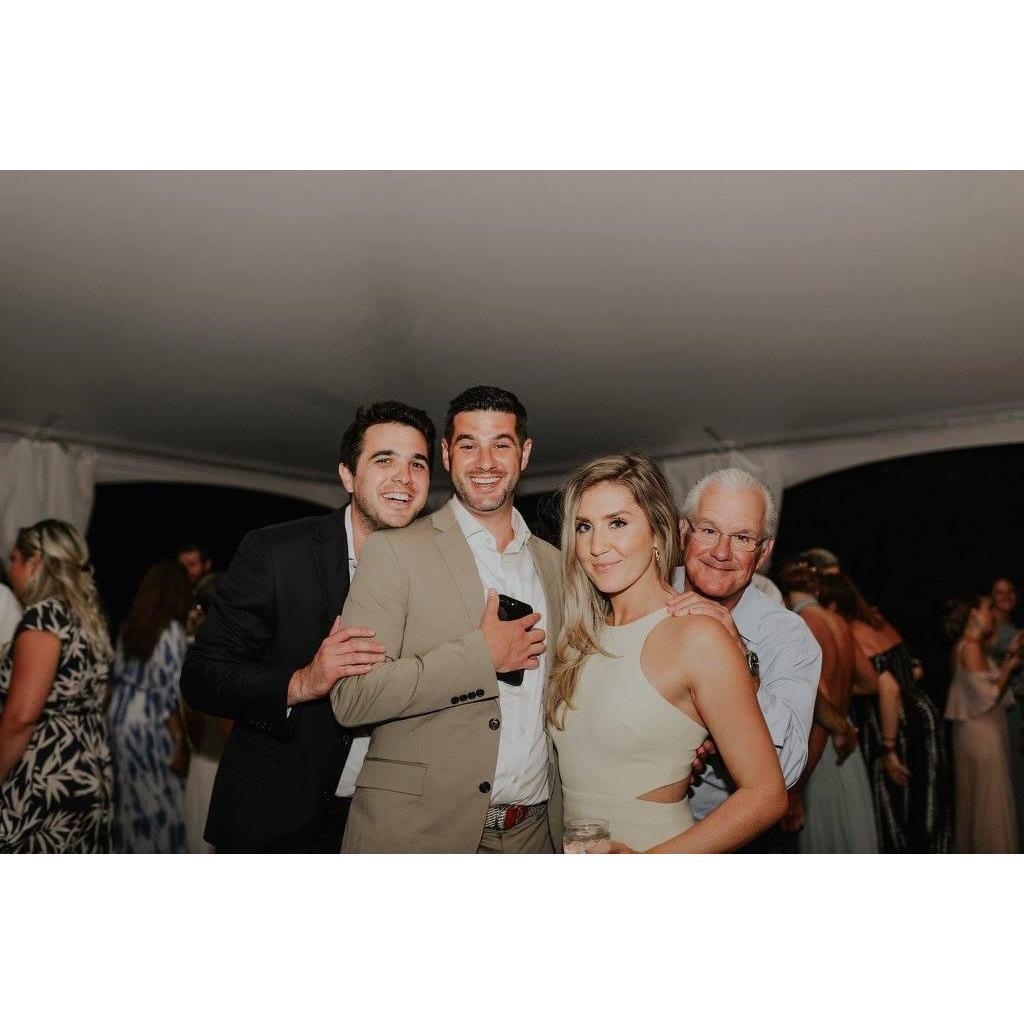 Lindsey with all the Evans' men at Wes' cousin Jennifer's wedding!