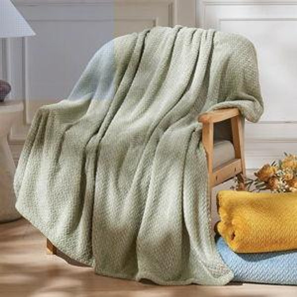 NEWCOSPLAY Super Soft Throw Blanket Sage Green Premium Silky Flannel Fleece Leaves Pattern Lightweight Bed Blanket All Season Use (Sage Green, Throw(40"x50"))
