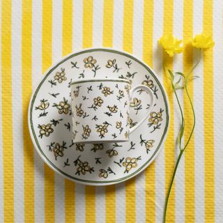 Heritage Daisy Chain Blooming Coffee Mug