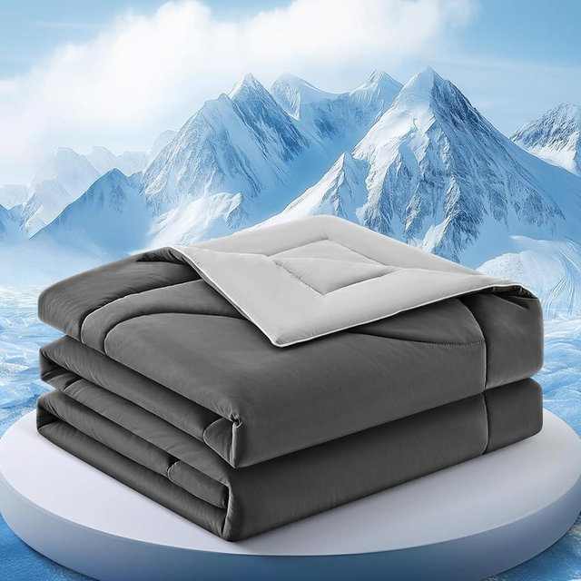 FineMay Cooling Comforter Queen Size, Double-Sided Cooling Blanket for Hot Sleepers & Night Sweats, Arc-Chill Q-Max > 0.4 Breathable Ice Blanket, Lightweight Cold Comforter (80''x90'', Dark Grey)
