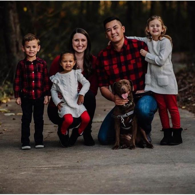 2019 family Christmas photo.