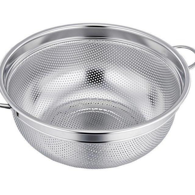 TeamFar Stainless Steel Micro-perforated Dishwasher Safe Compact Colander Food Strainer with Solid Handles, Elevation Base and Mini Holes, 3 Quart, Silver