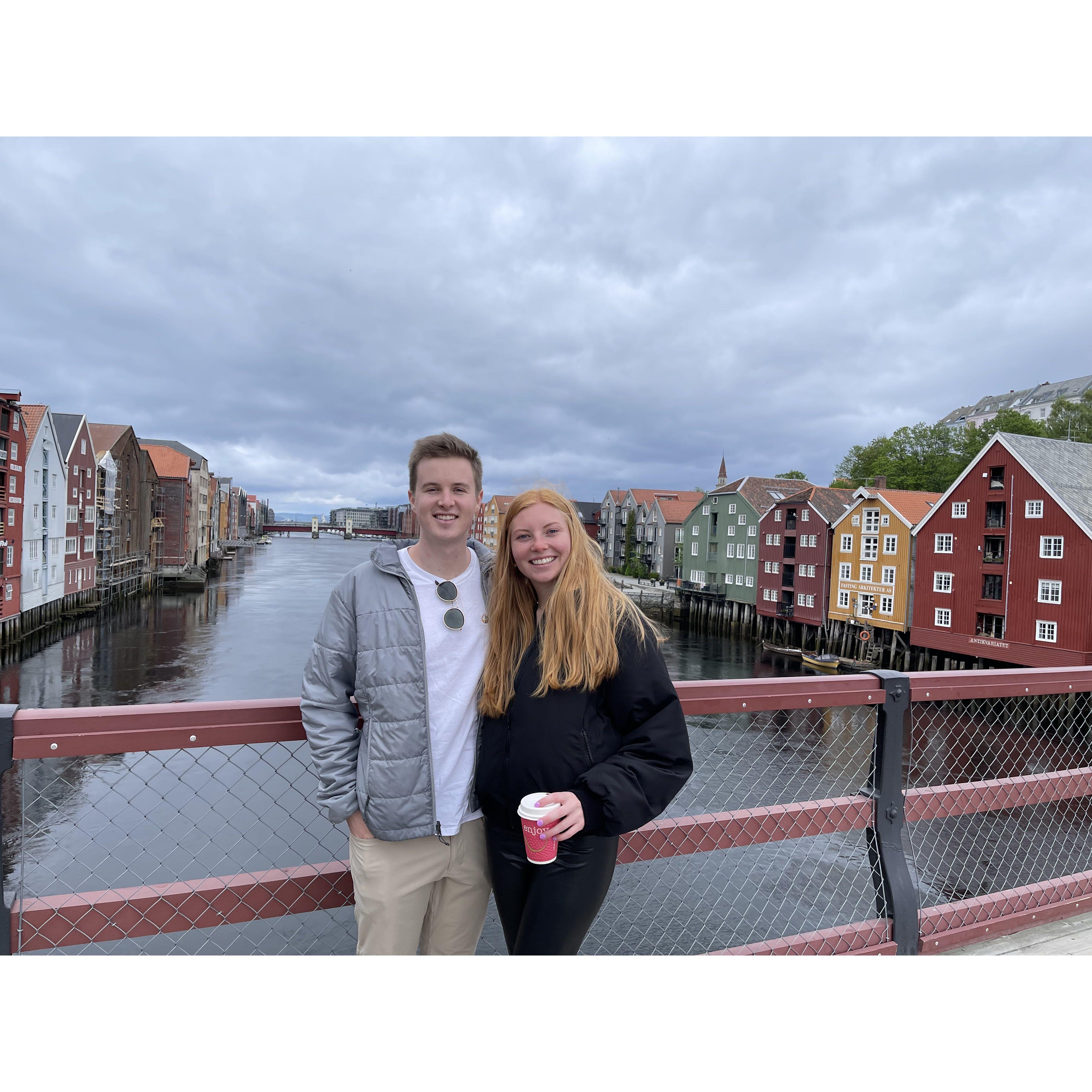 Our gorgeous adventure with Lars' parents around the fjords of Lofoten, Norway!