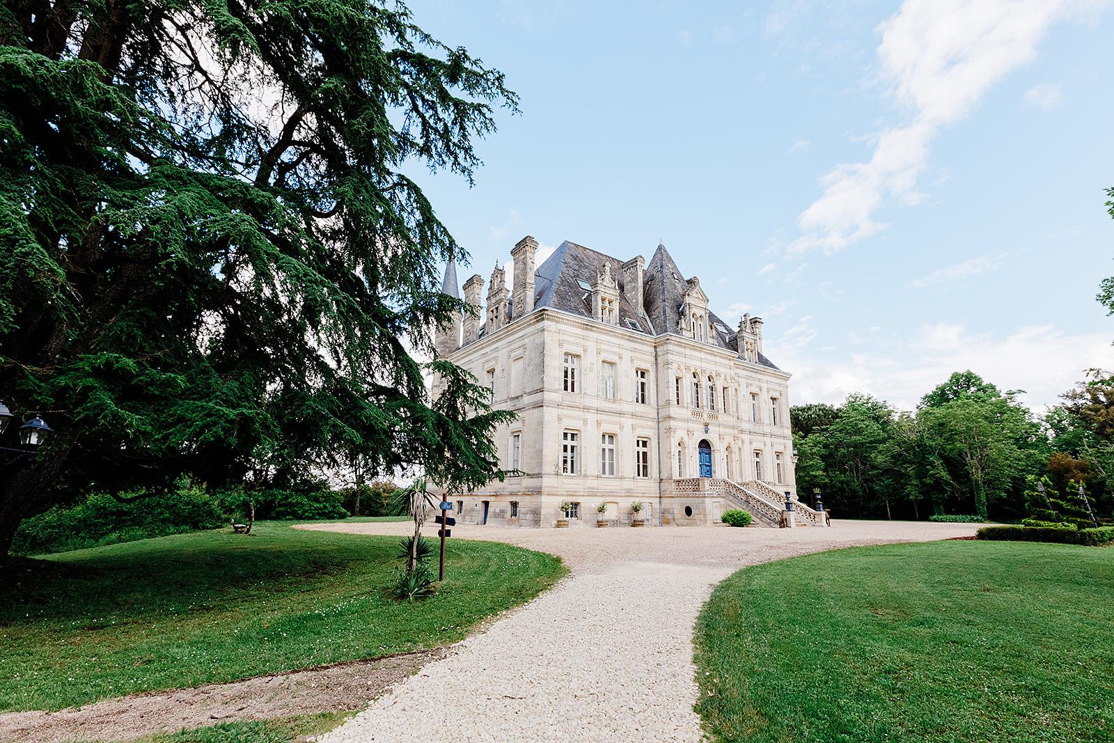 The Wedding Website of Jessica Lynch and Corey Meehan