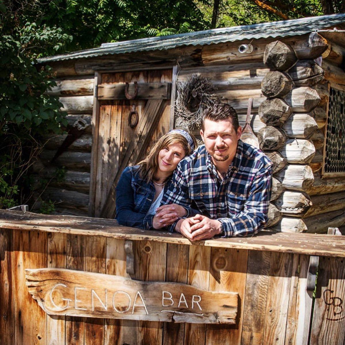 Engagement photos in Genoa