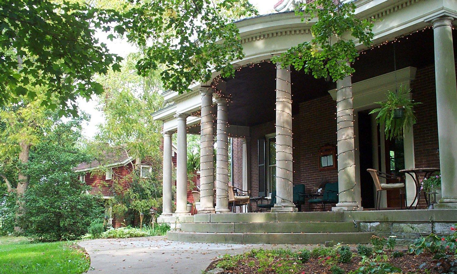The Wedding Website of Jane Houston Marshall and Paul Elliott