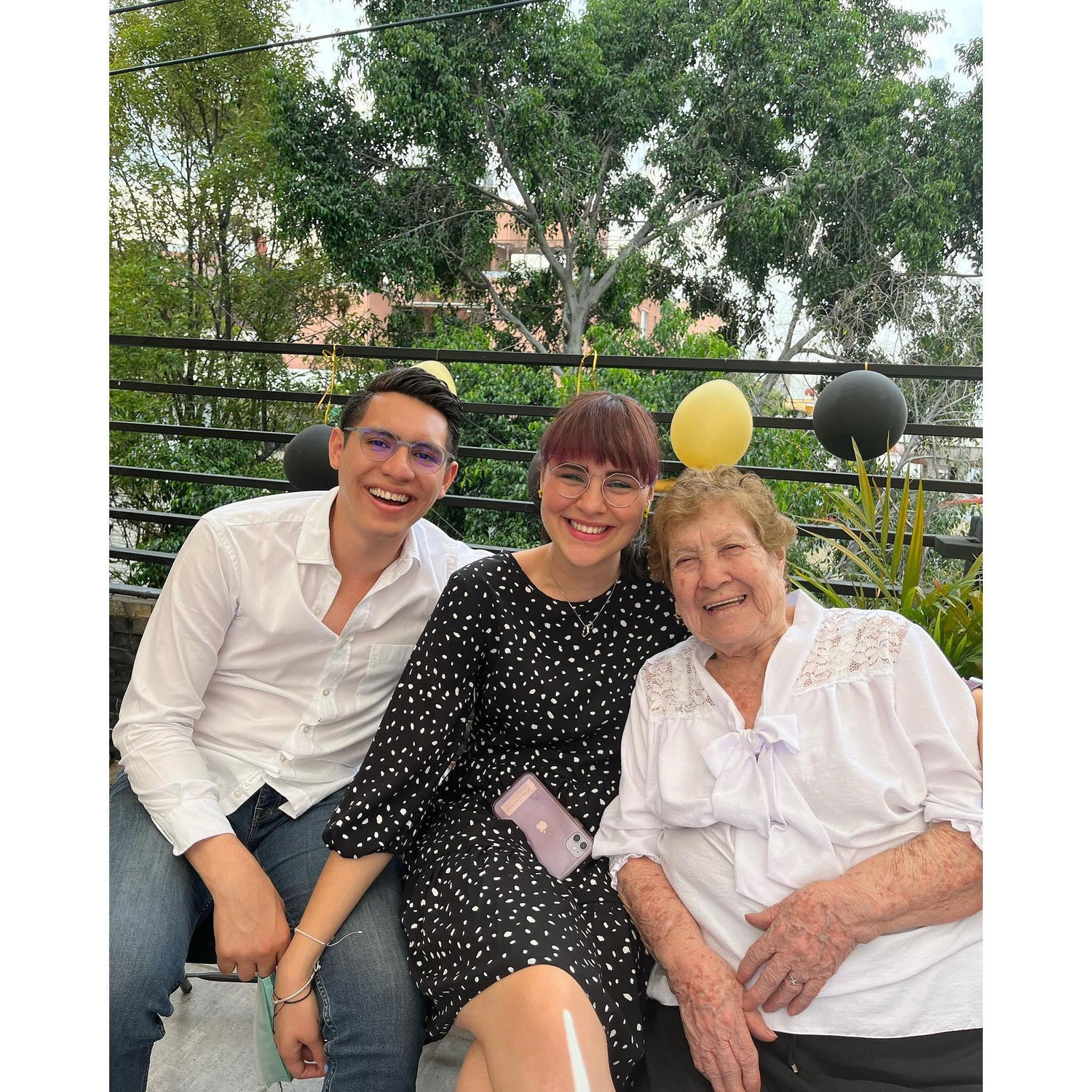 Este fue un dia especial; Manolito conoció a mi abuelita Lola :`)
