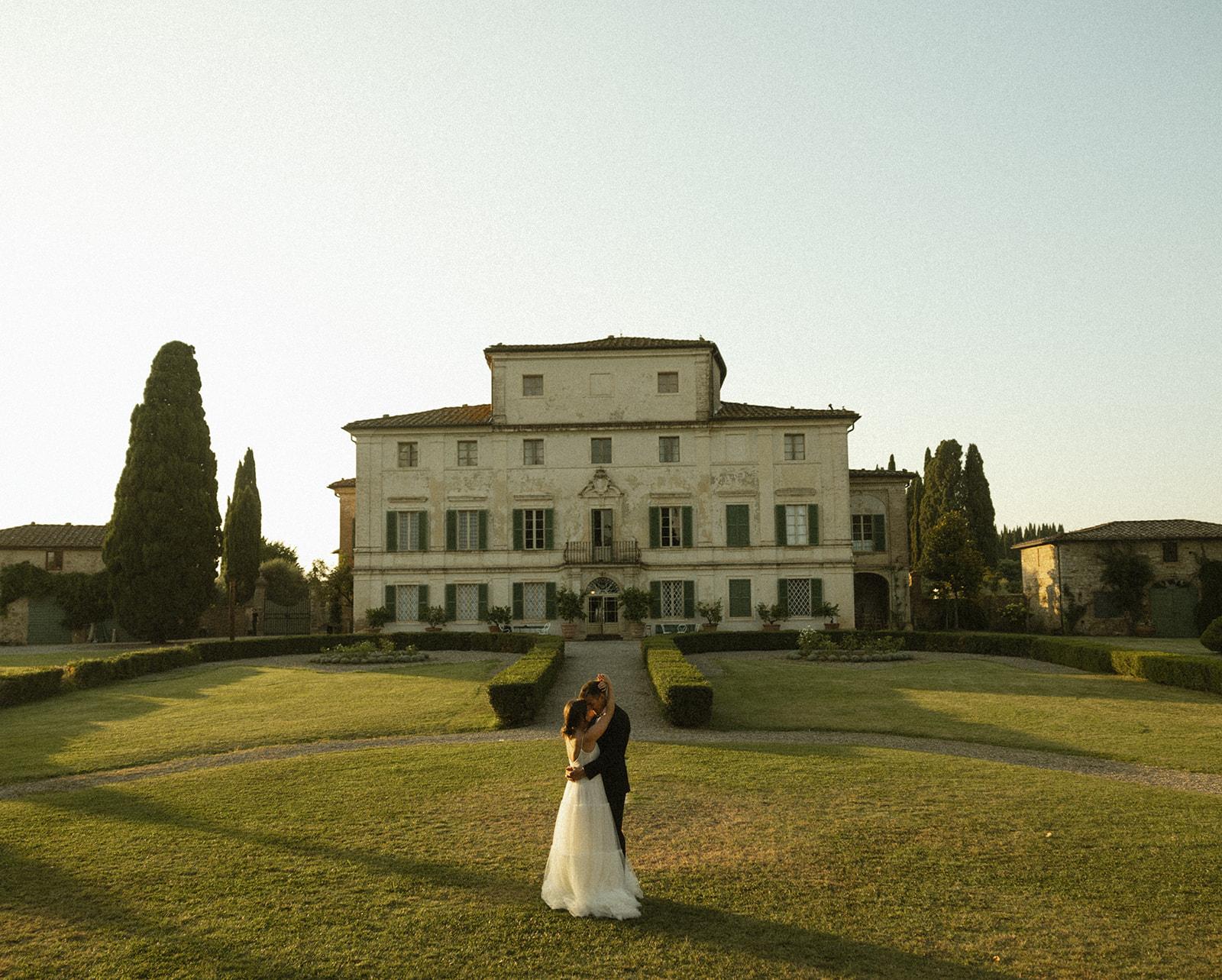 The Wedding Website of Katy Warren and Travis Warren