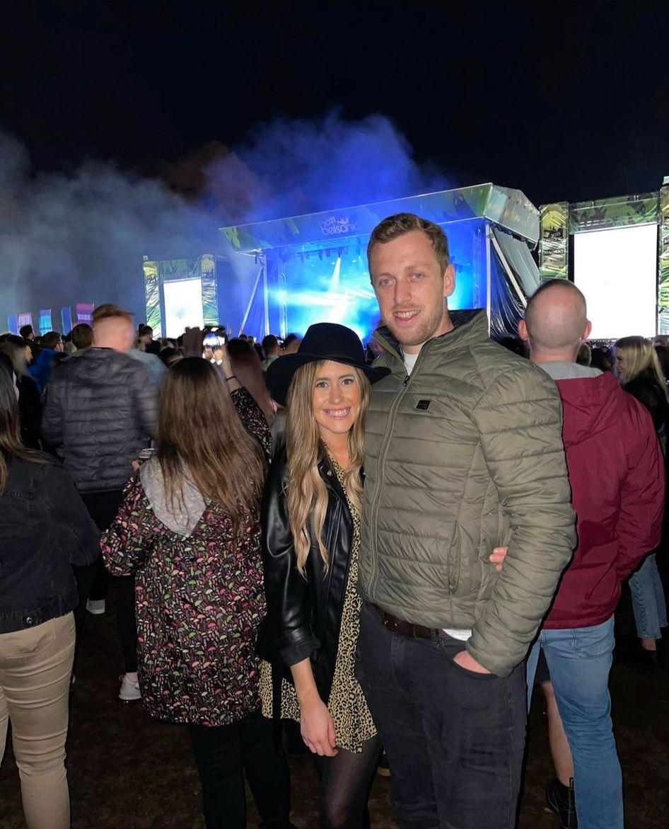The Wedding Website of Ashlene Roddy and Conor Longan