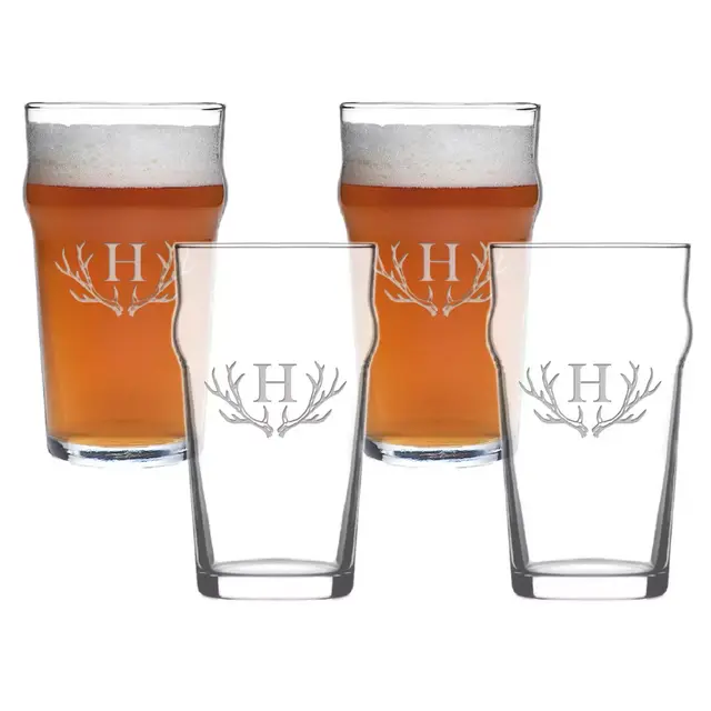 Carved Solutions Antler Pub Glasses (Set of 4)