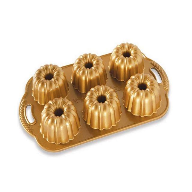 Nordic Ware Anniversary Bundtlette Pan