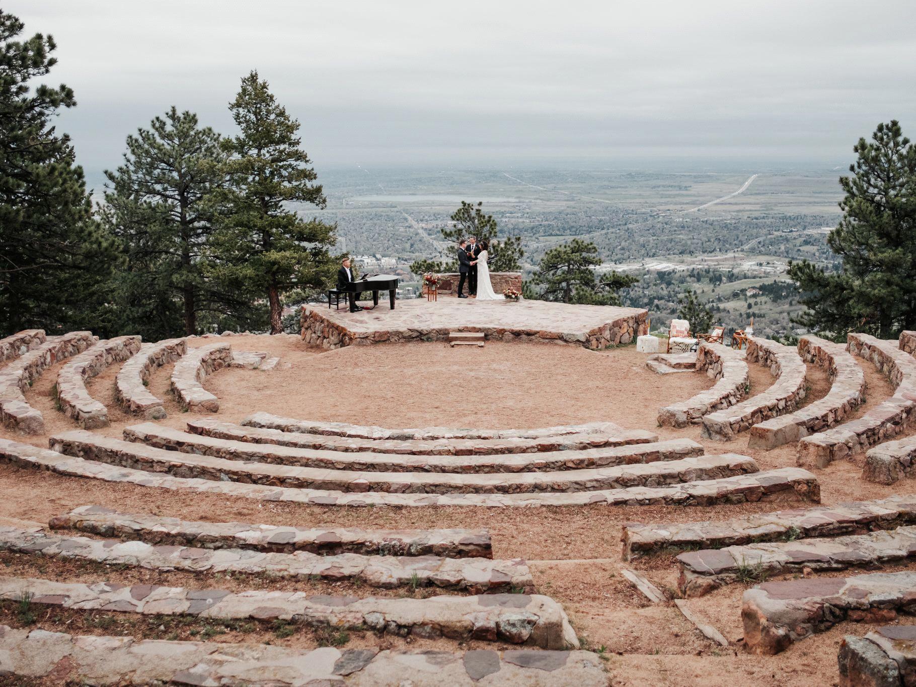 The Wedding Website of Evelin Perez and Samuel Heaps