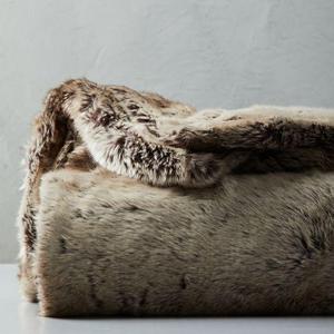 Faux Fur Ombre Throw - Mocha