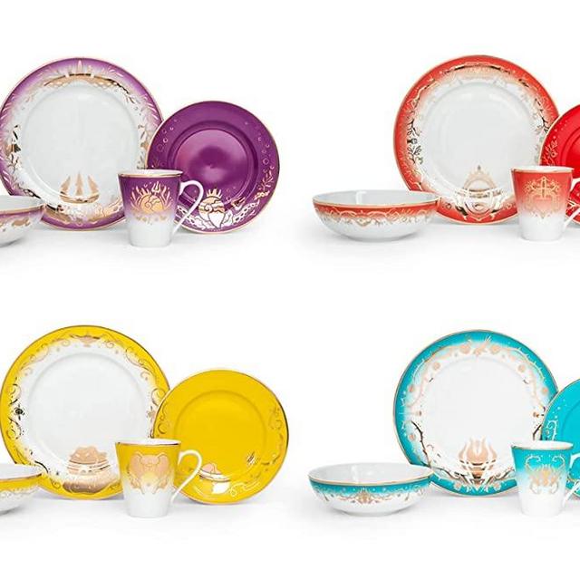 Disney Villains 16-Piece Ceramic Dinnerware Set | Maleficent, Evil Queen, Jafar, Ursula | Official Disney Kitchen Accessories | Includes Dinner And Salad Plates, Soup Bowls, Mugs | Place Setting For 4