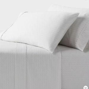Printed Performance 400 Thread Count Sheet Set - Threshold™ Light Grey Geo
