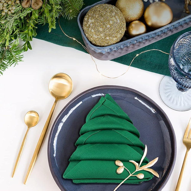 Koffota Green Cloth Napkins Set of 12, 100% Cotton, Christmas Table Decorations for Table.Washable, Thick Durable for Christmas,Everyday use,Parties, Restaurants. 18x18inch(Hunter Green)