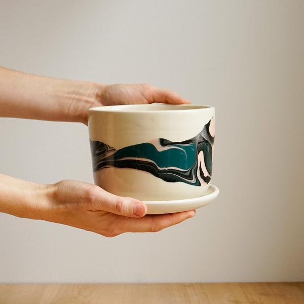 Helen Levi Meadow Planter