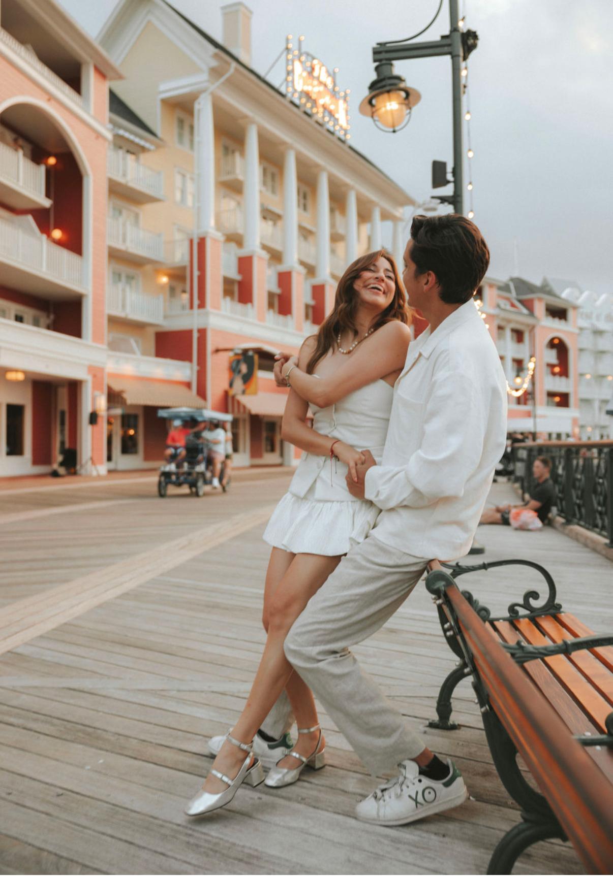 The Wedding Website of Alejandro Domínguez López Velarde and Regina Mercado Calderón