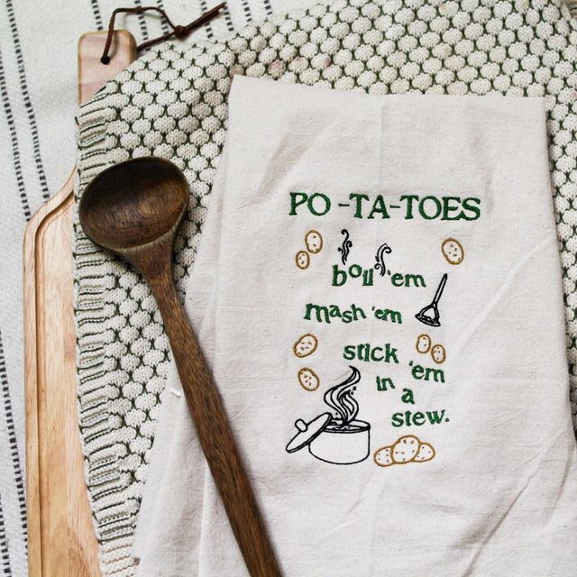 LOTR Potatoes Kitchen Tea Towel, Po-Ta-Toes quote from The Two Towers, Lord of the Rings Decor, Hobbit Kitchen Decor, LOTR Gift, Boil 'em