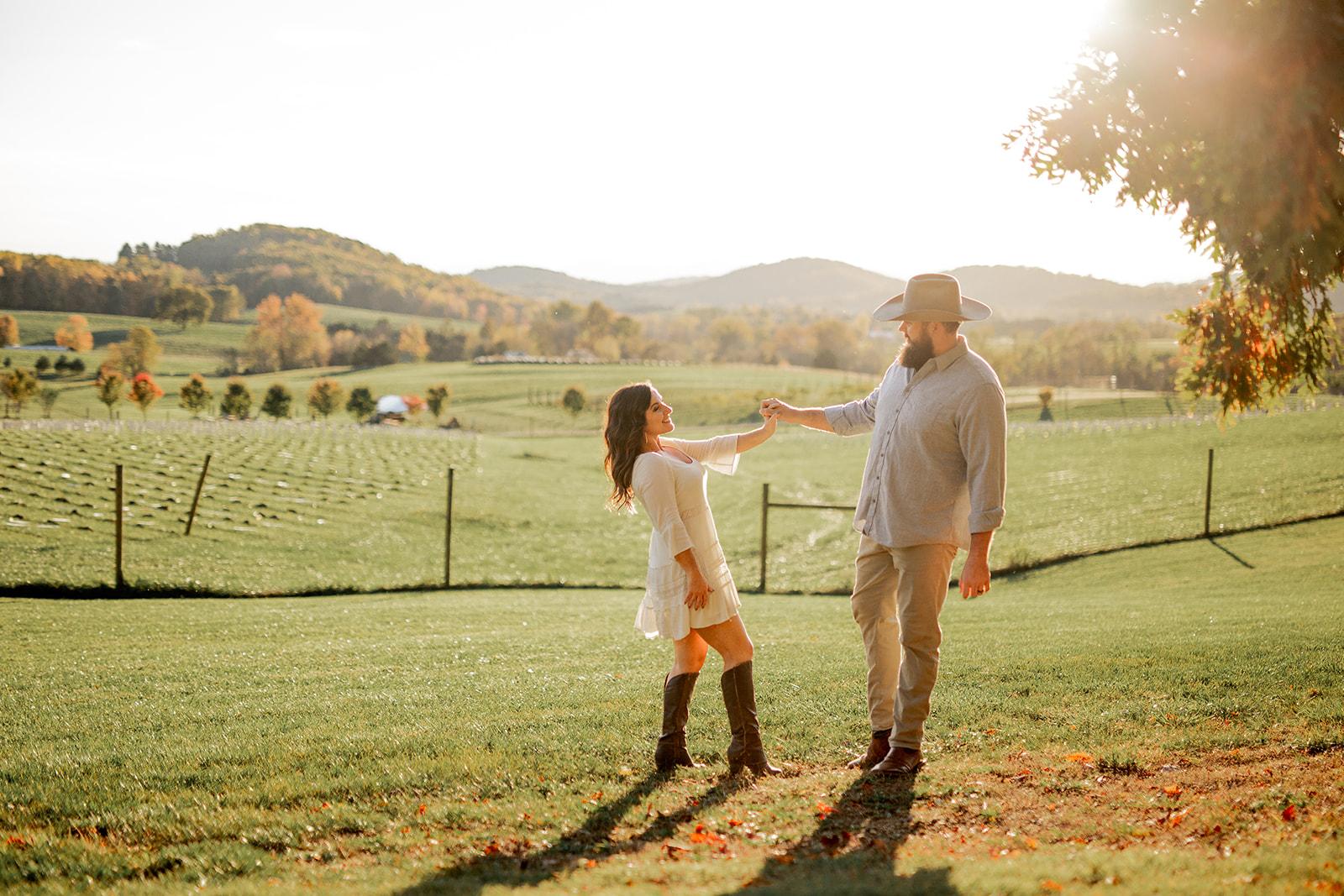 The Wedding Website of Dina McLamb and Caleb Farris