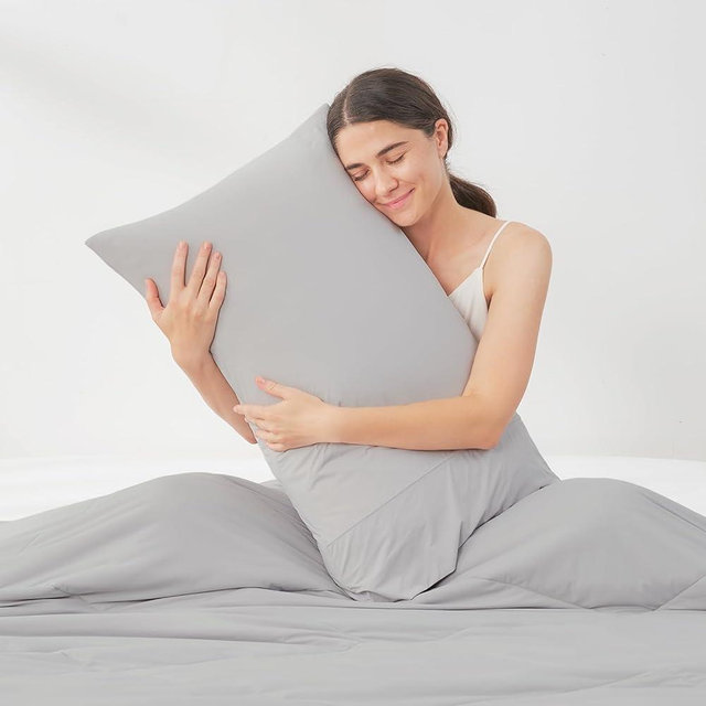 Cozy Bliss Cooling Pillow Cases for Hot Sleepers, Q-Max>0.45, Queen Size Set of 2, Soft & Silky Pillow Covers with Envelope Closure,Gift, Light Gray, 20x30 Inches