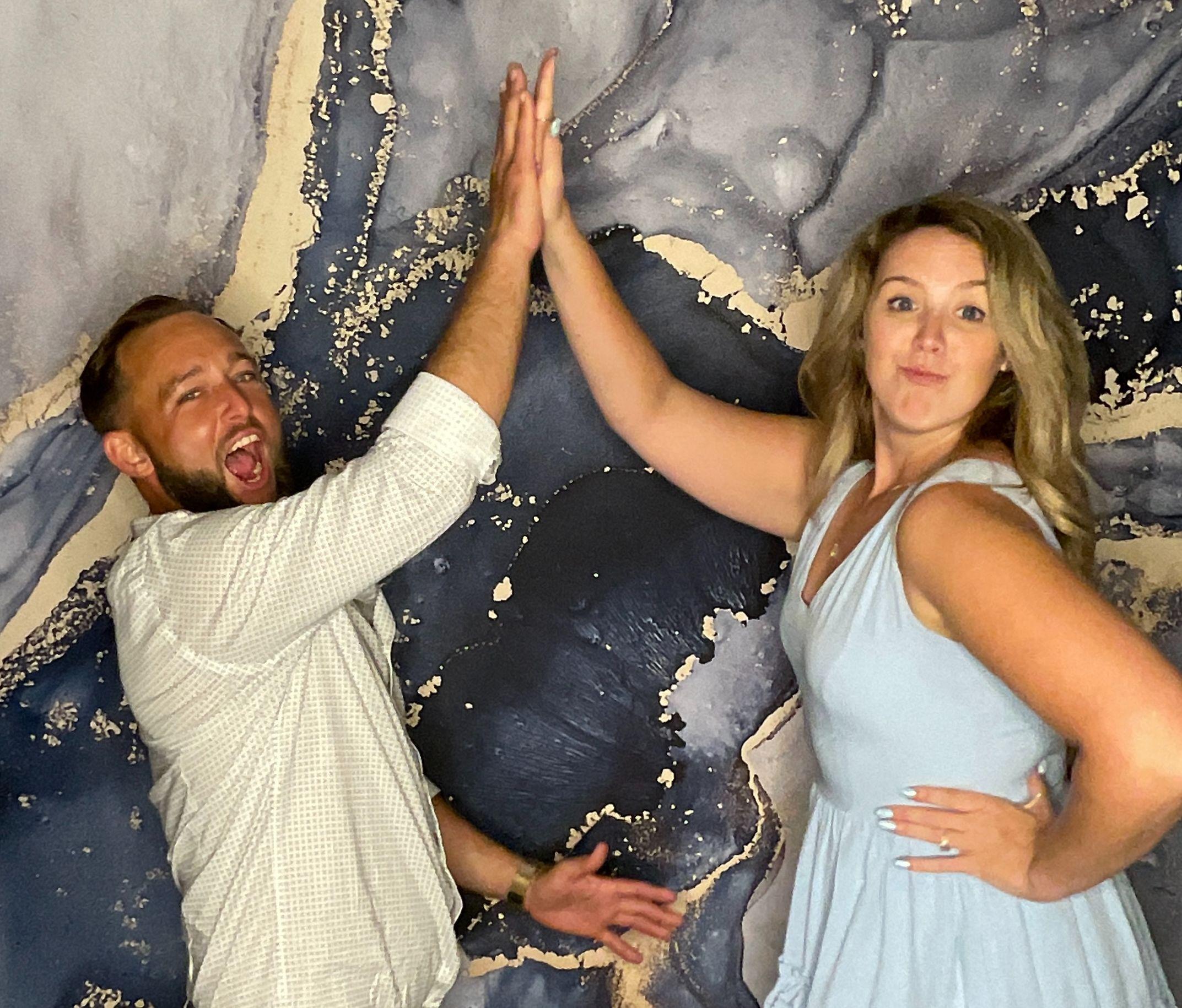 The Wedding Website of Lindsey Halladay and Anthony Larkins